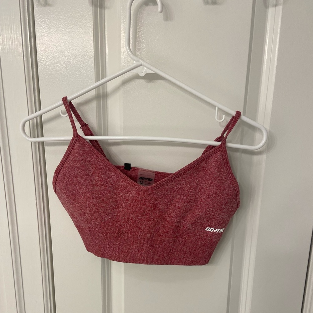 Bo+Tee Sports Bra with adjustable straps